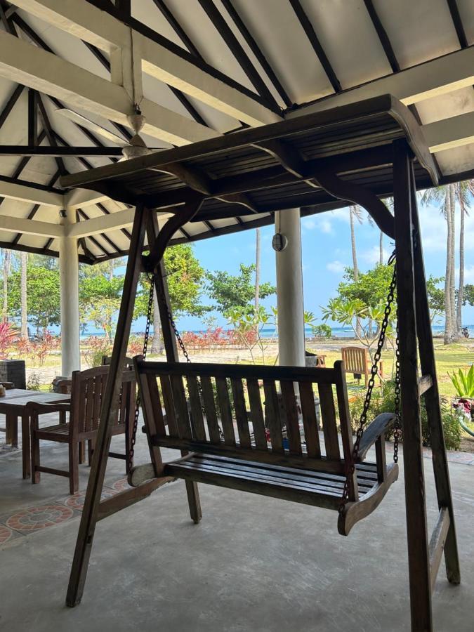 Dewa Daru Resort Ilhas Karimunjava Exterior foto