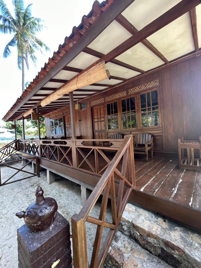 Dewa Daru Resort Ilhas Karimunjava Exterior foto